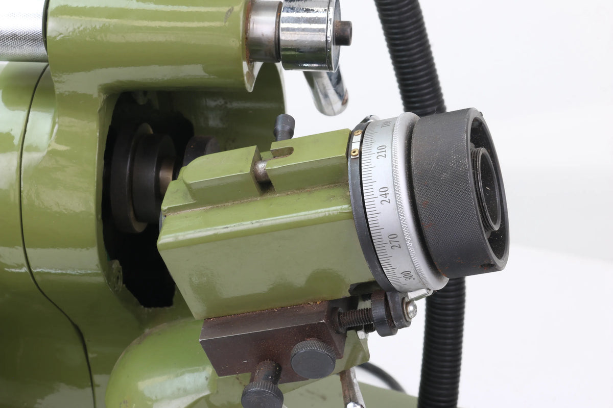 Universal tool & cutter grinder