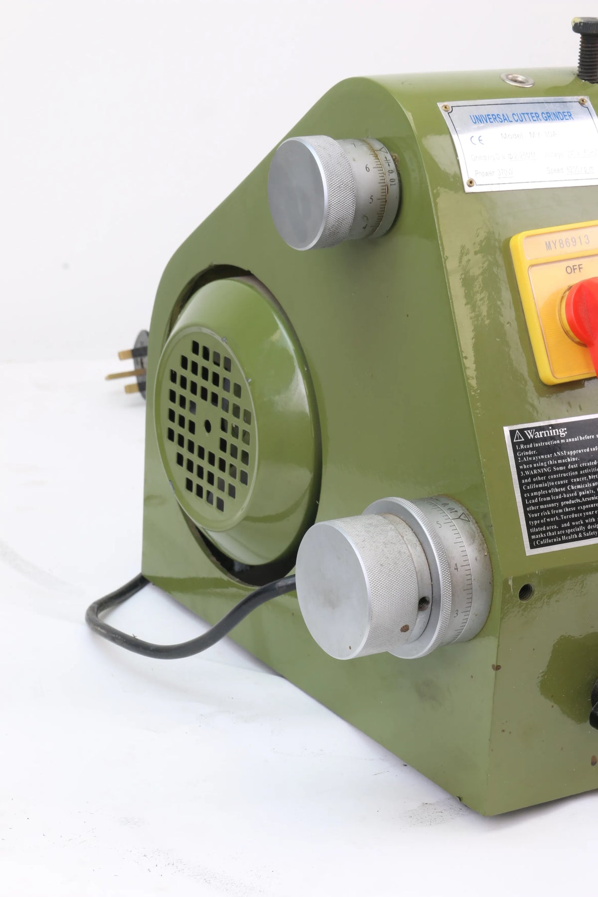Universal tool & cutter grinder