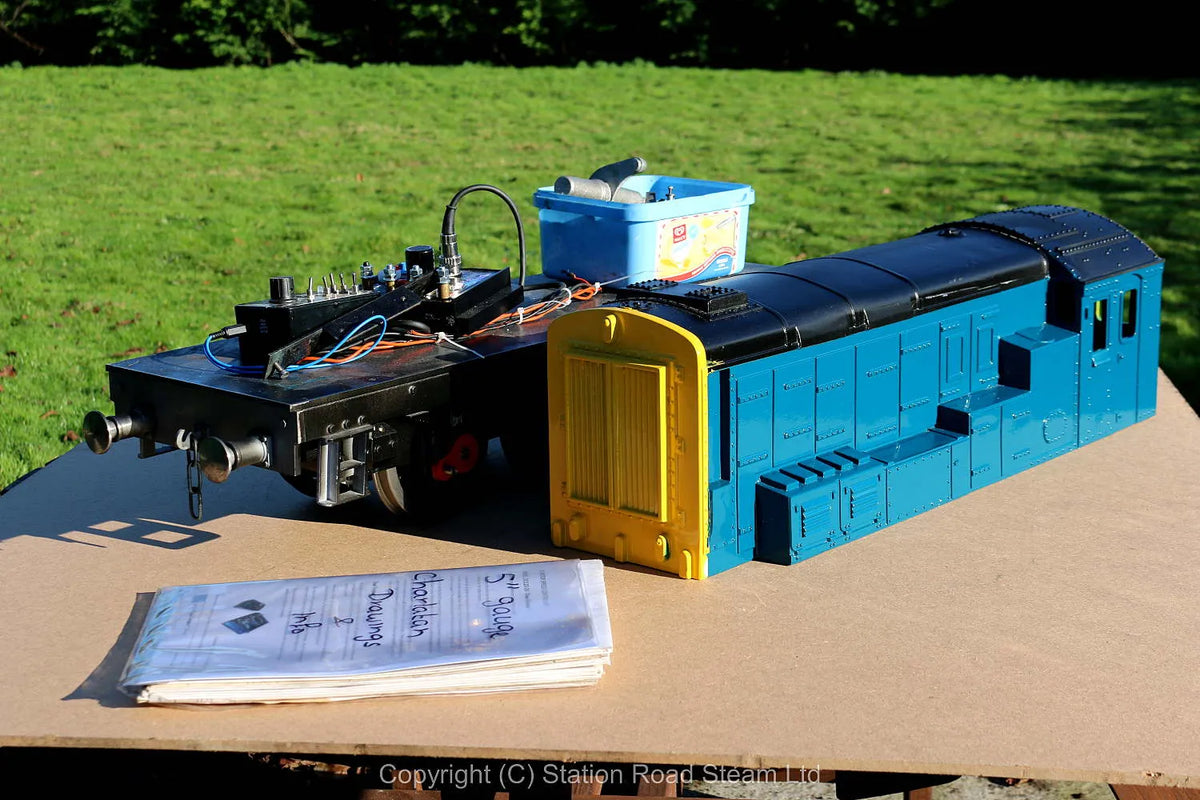 5 inch gauge "Charlatan" Class 08 battery electric