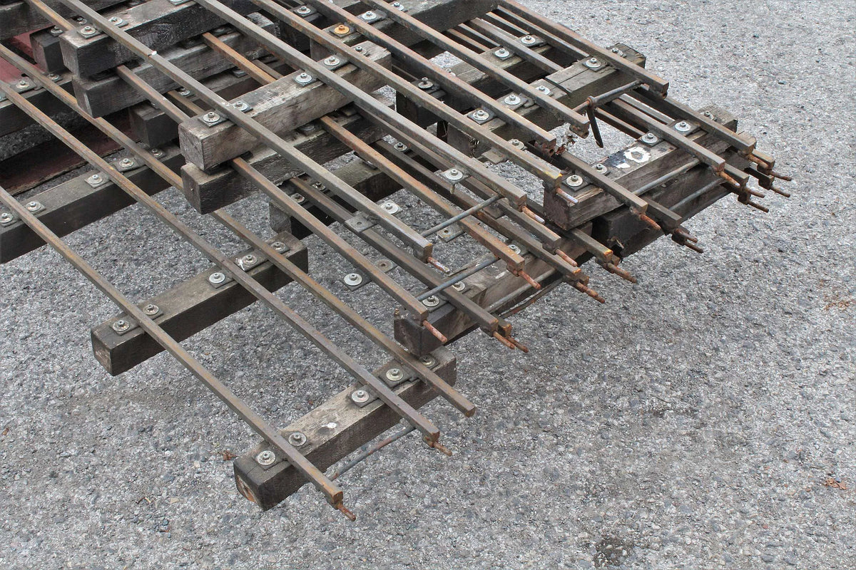 Dual gauge 5 & 7 1/4 inch gauge portable track