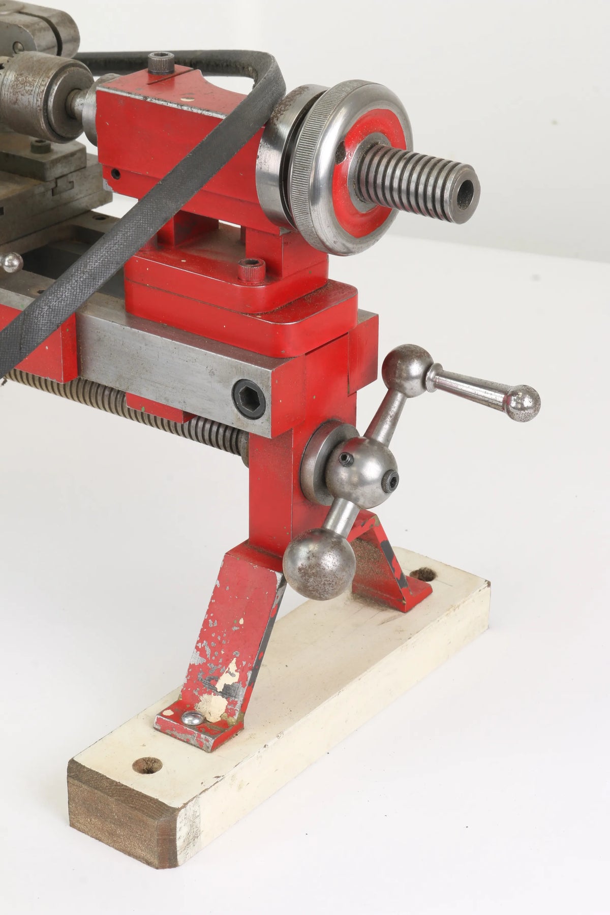 Small lathe