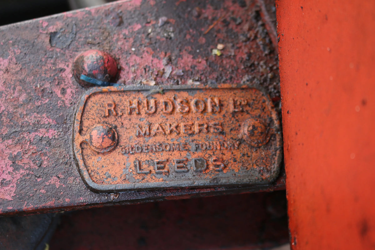 Hudson hydraulic powered rail bender