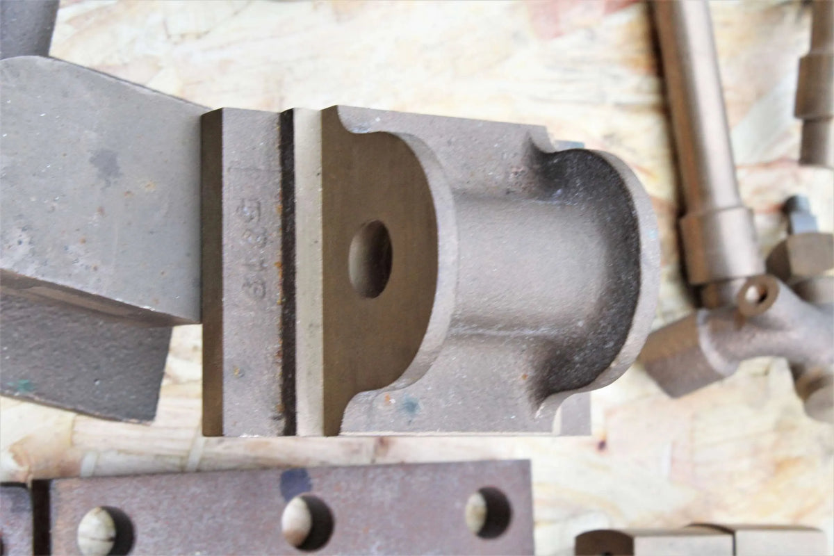Compound launch engine - professionally machined set of parts