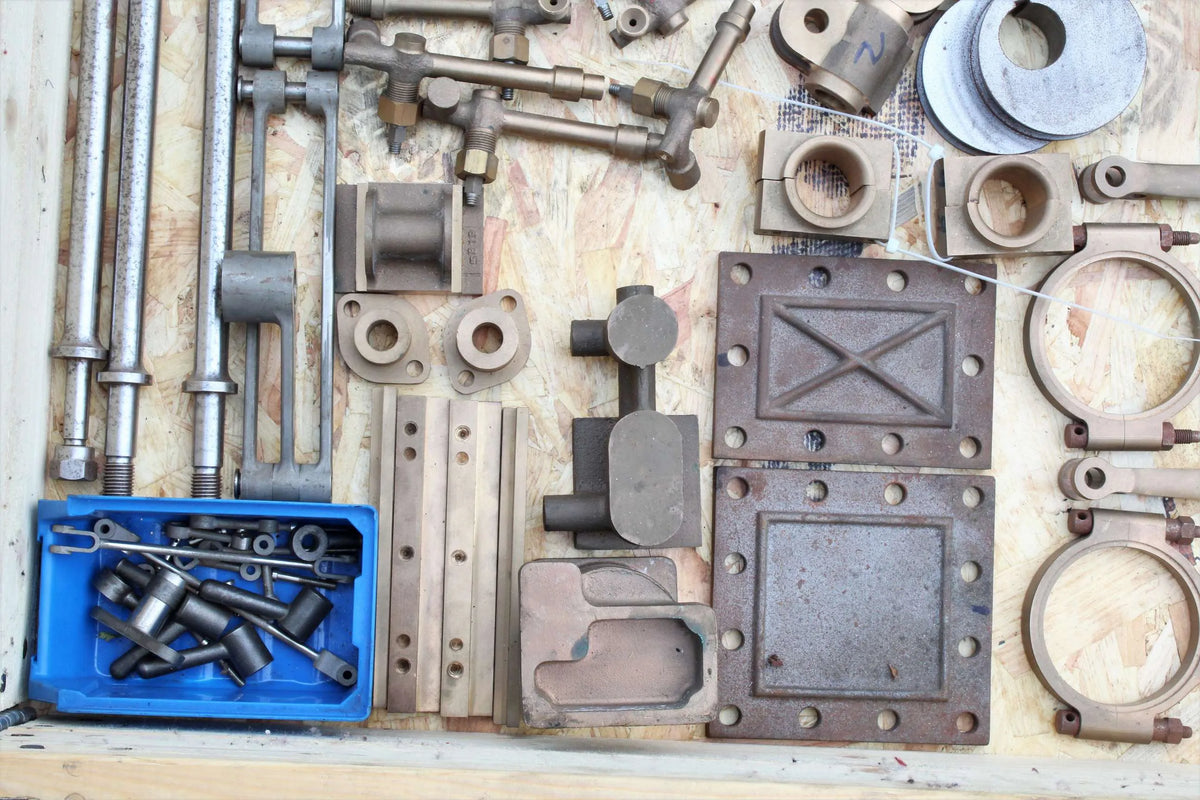 Compound launch engine - professionally machined set of parts