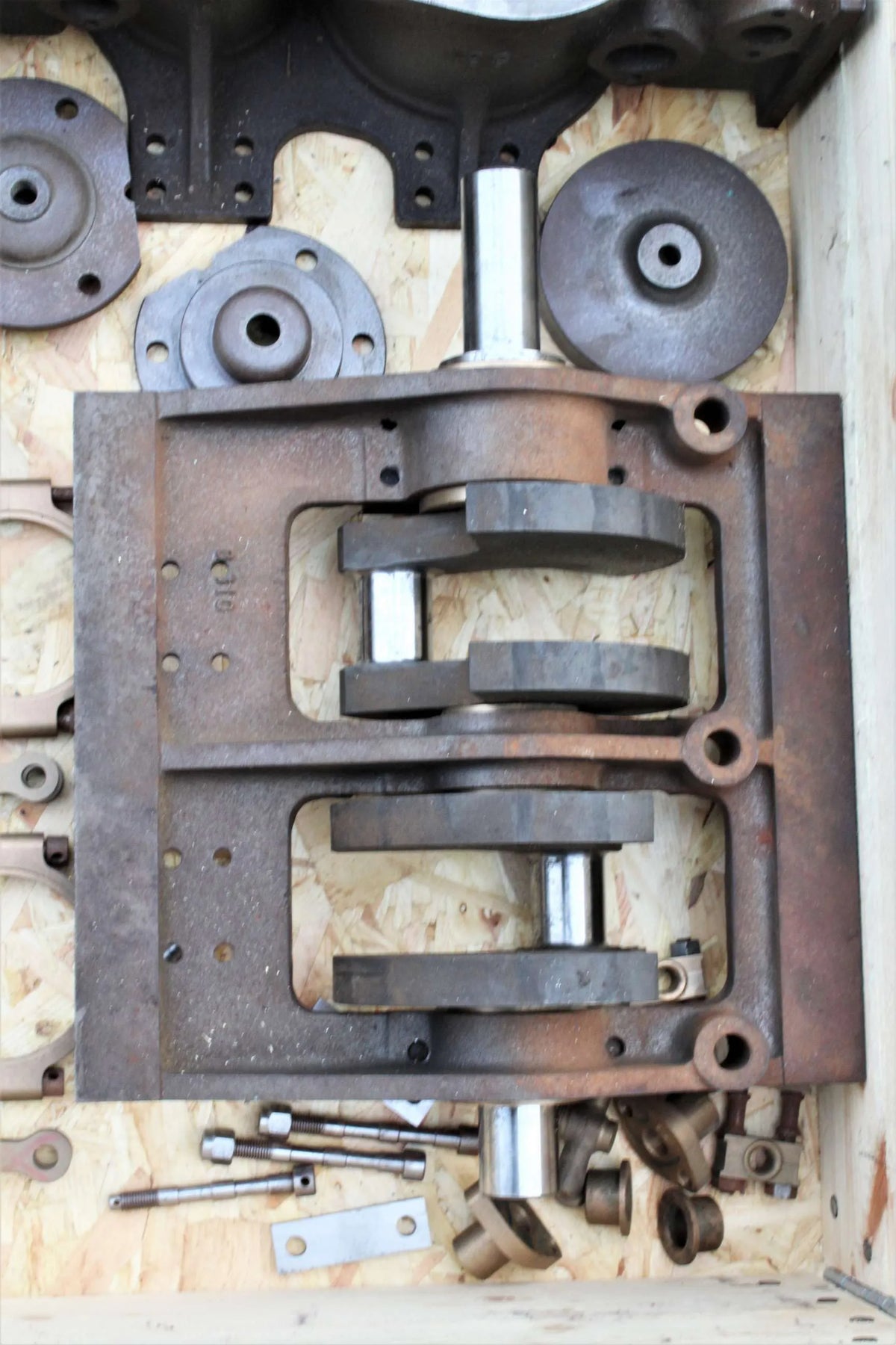 Compound launch engine - professionally machined set of parts