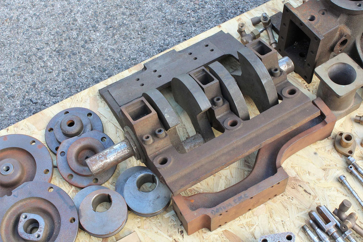 Compound launch engine - professionally machined set of parts