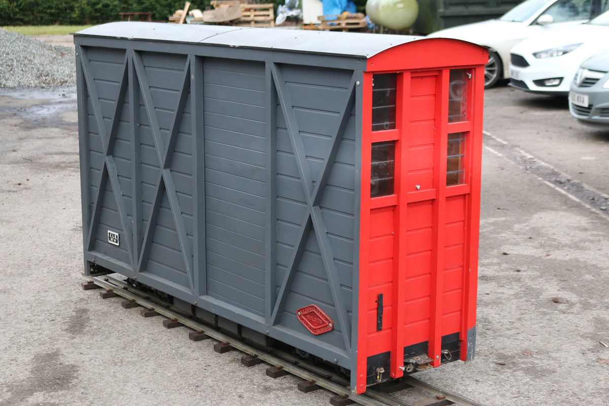7 1/4 inch narrow gauge box wagon