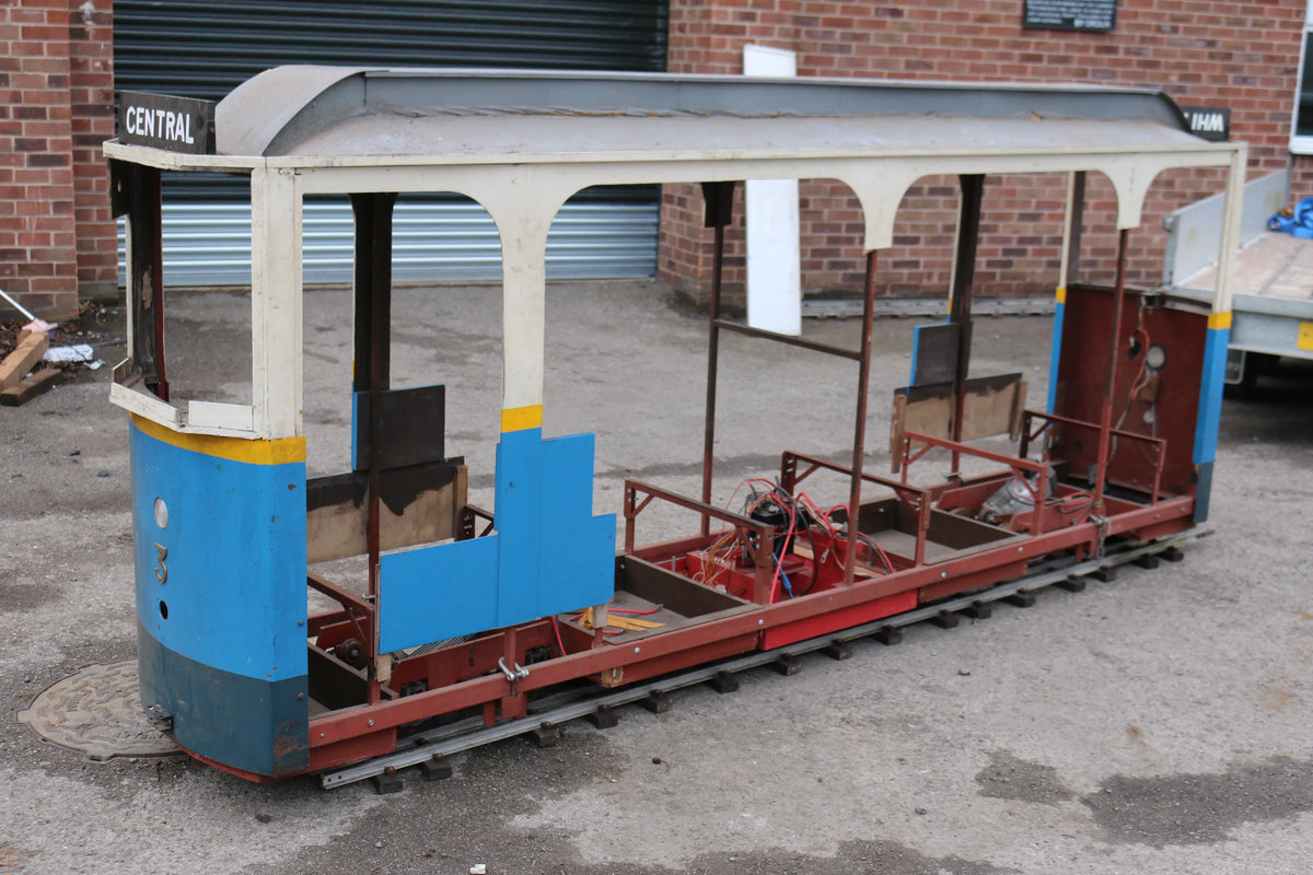 7 1/4 inch gauge battery-electric tram