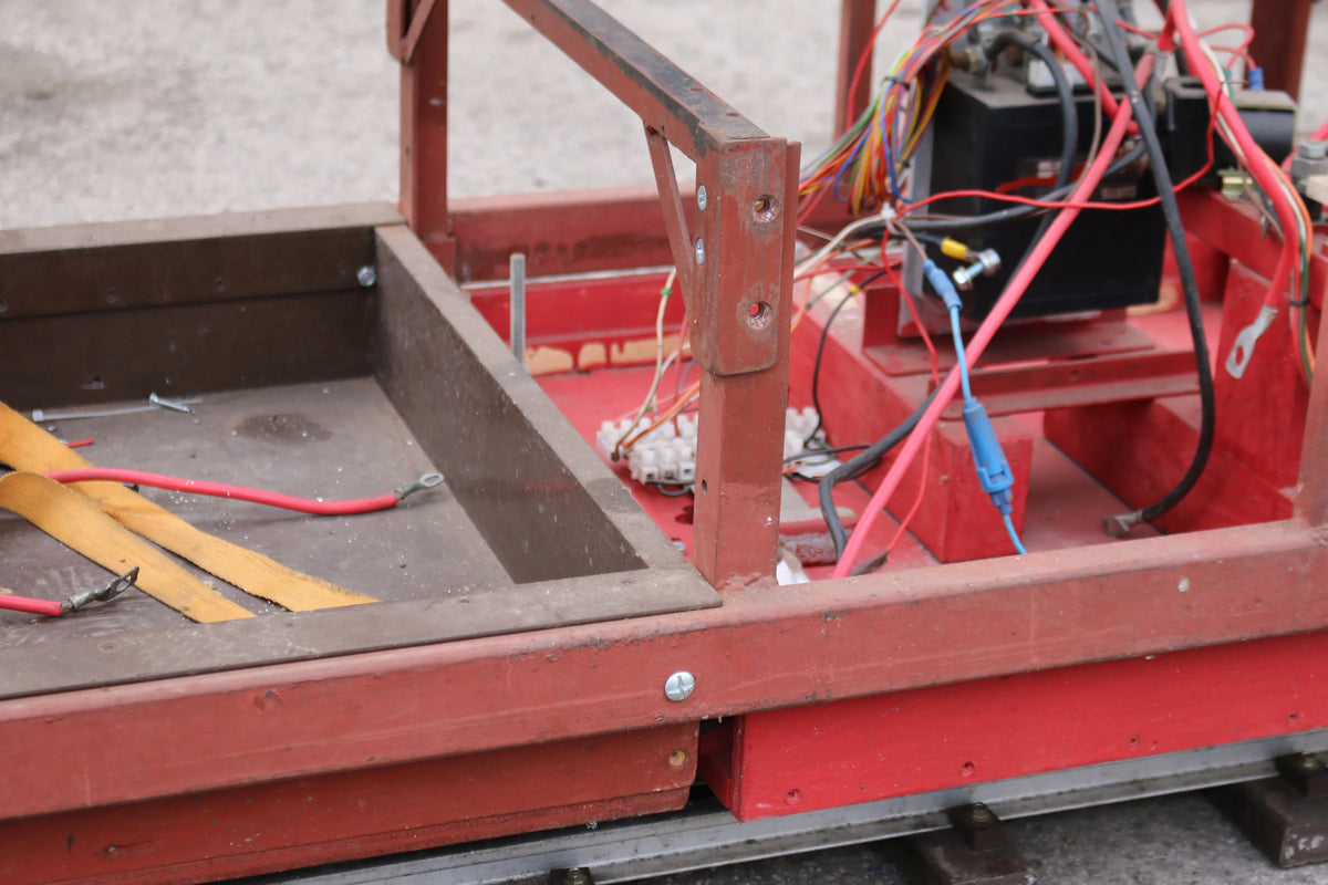 7 1/4 inch gauge battery-electric tram