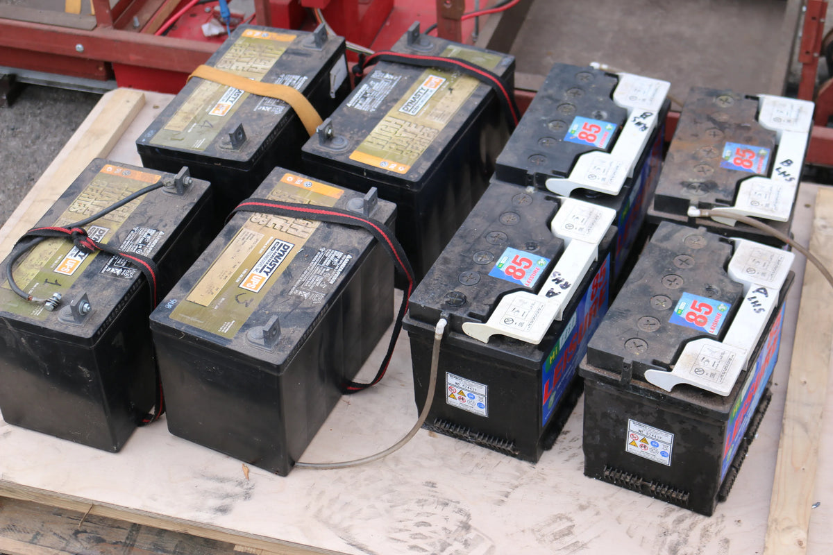 7 1/4 inch gauge battery-electric tram