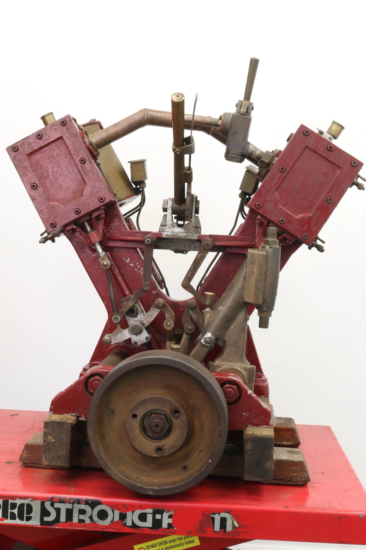 V twin launch engine
