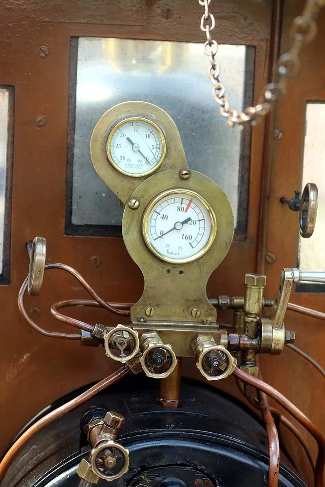7 1/4 inch gauge 0-4-2ST "Elikapika"
