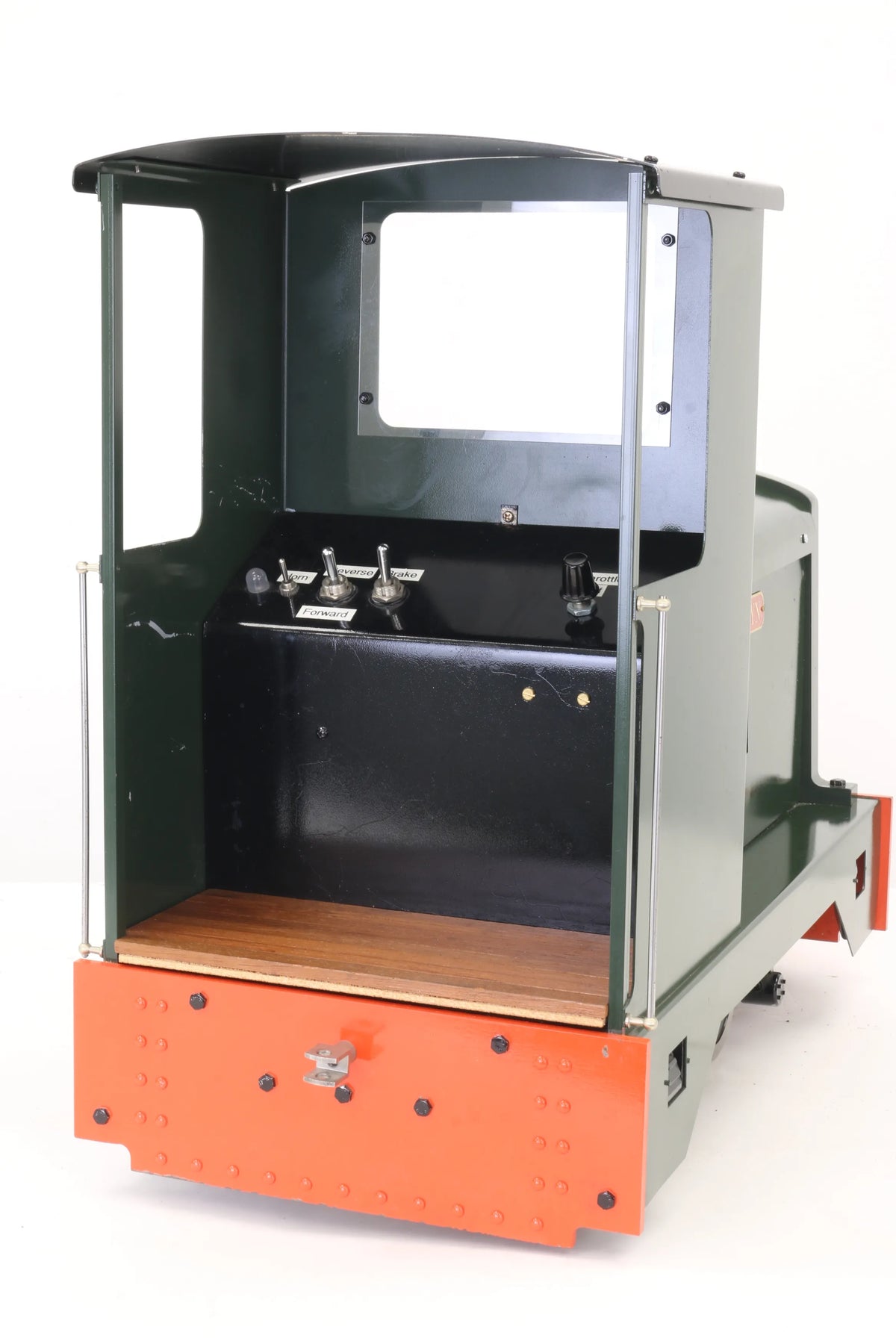 5 inch gauge Ruston battery-electric shunter