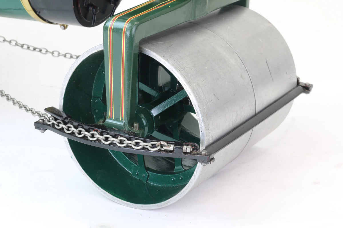 1 inch scale "Minnie" steam roller