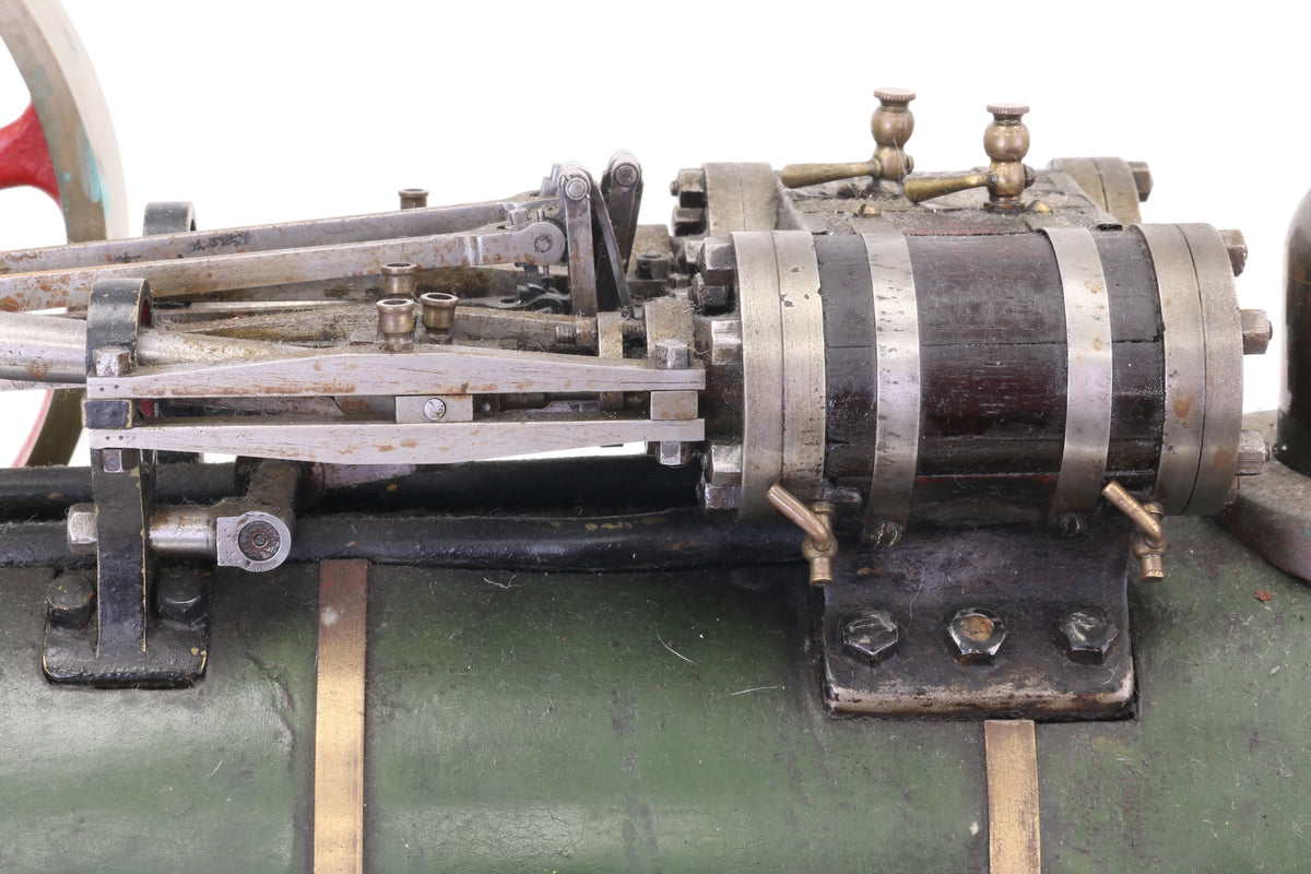 Twin cylinder portable engine