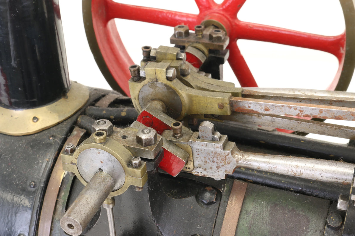 Twin cylinder portable engine