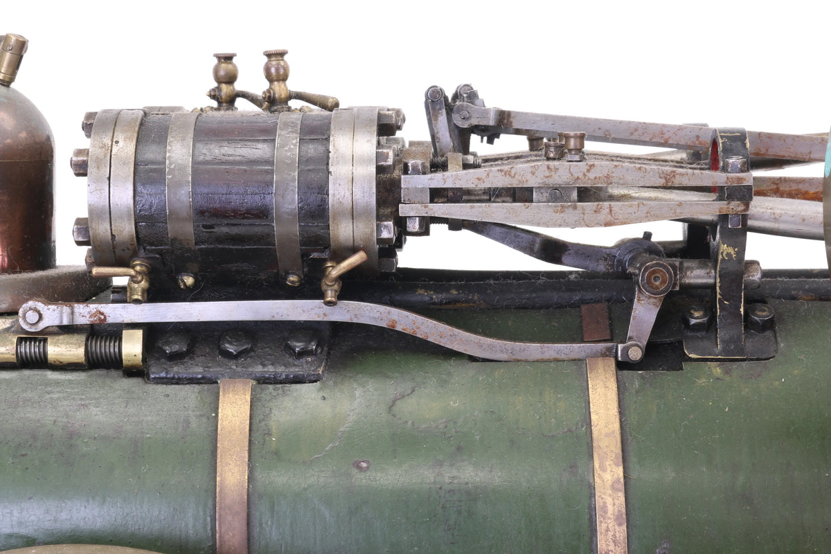Twin cylinder portable engine