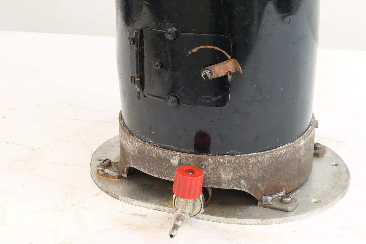 Vertical gas-fired cross-flue boiler