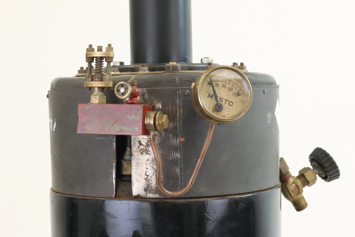 Vertical gas-fired cross-flue boiler