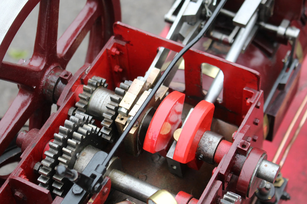 2 inch scale "Minnie" traction engine