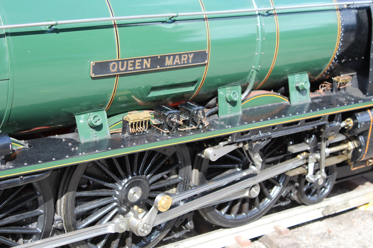 7 1/4 inch gauge LMS Duchess "Queen Mary"