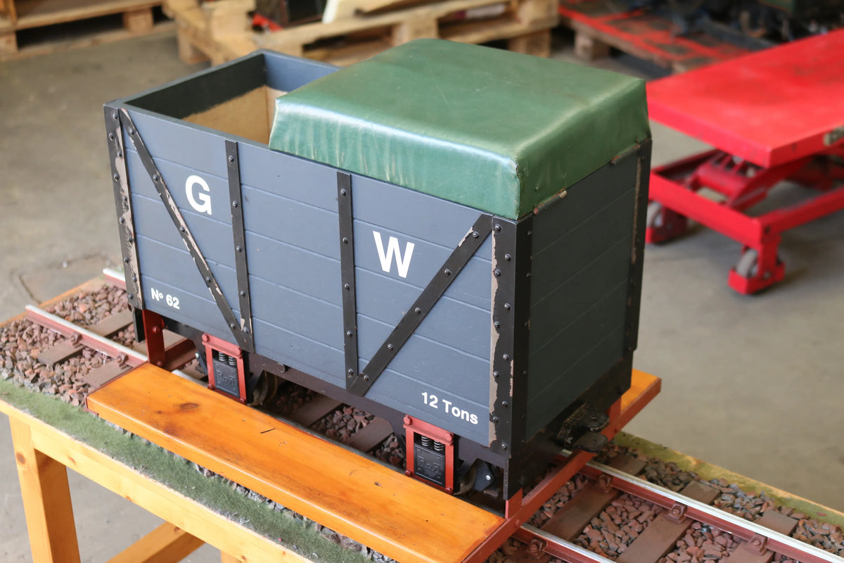 5 inch gauge ground level braked driving truck