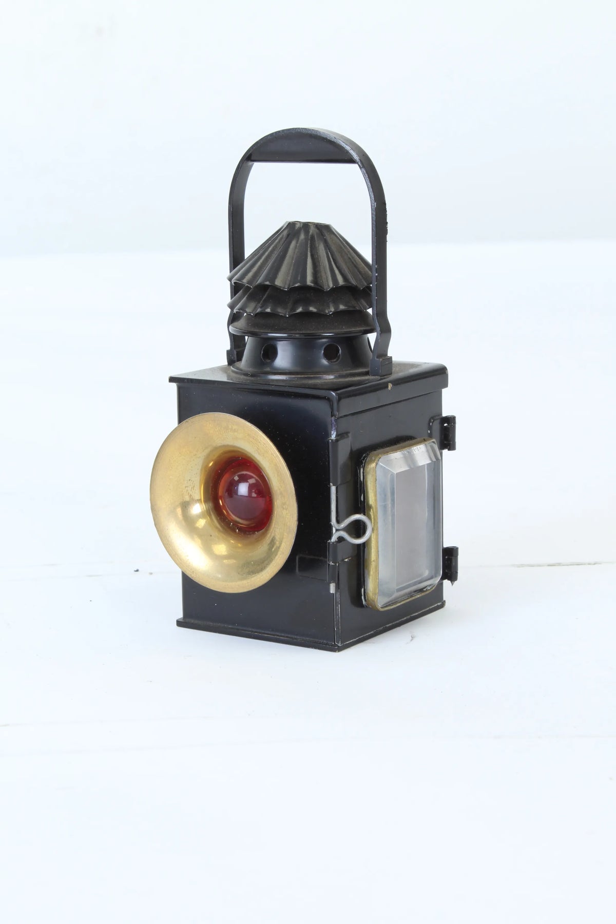 Traction engine lamps