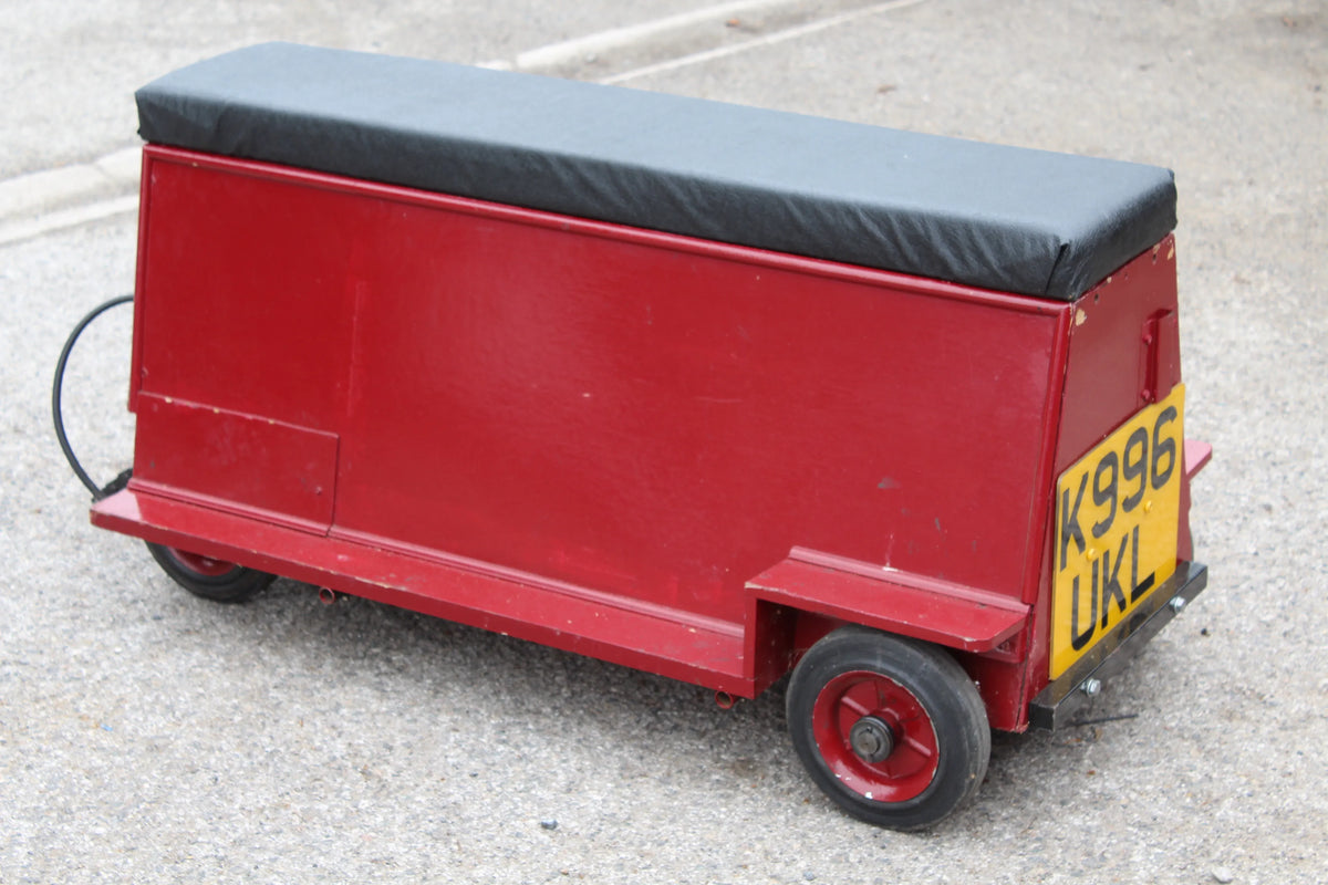 3 inch scale Burrell agricultural engine with driving truck