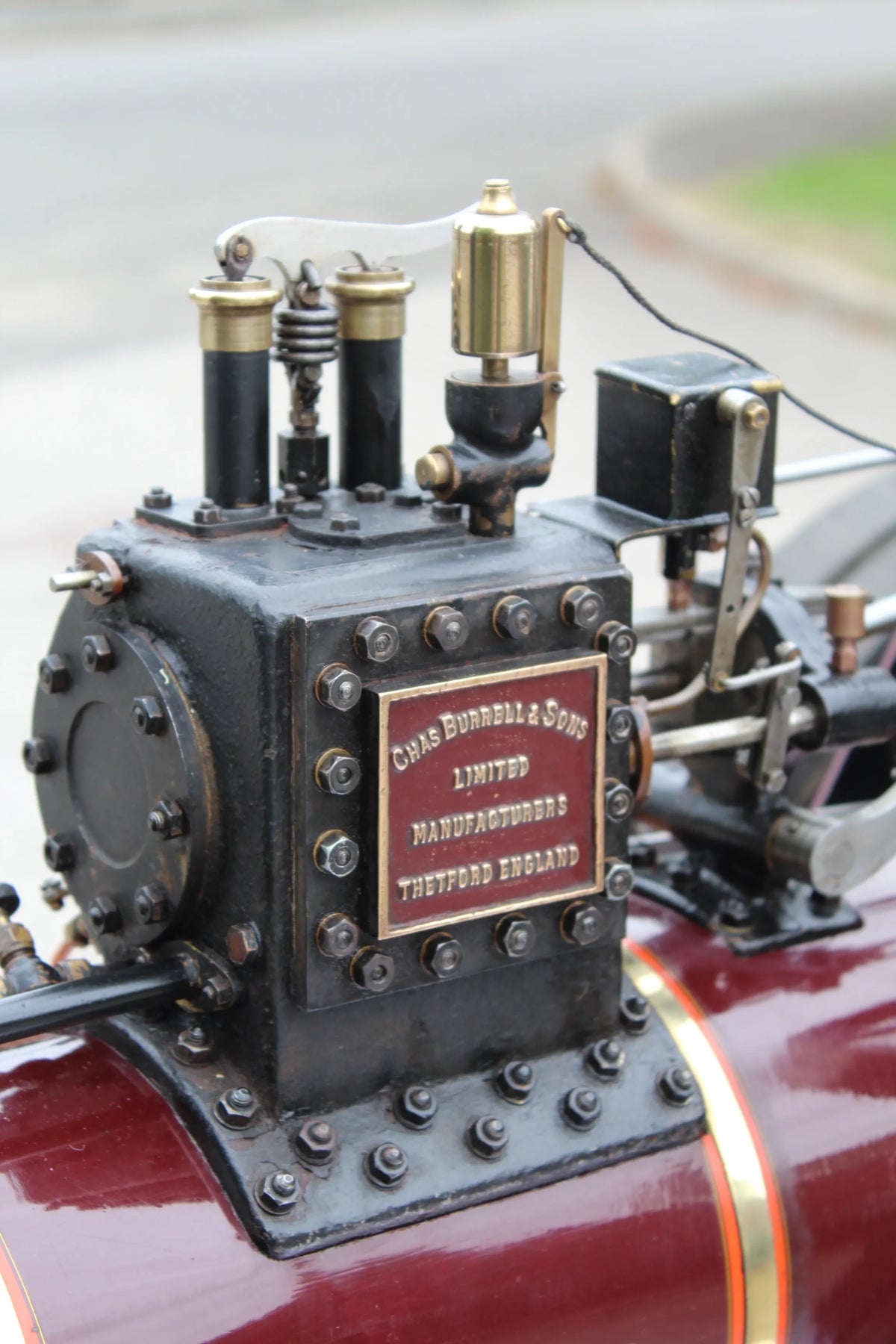 3 inch scale Burrell agricultural engine with driving truck