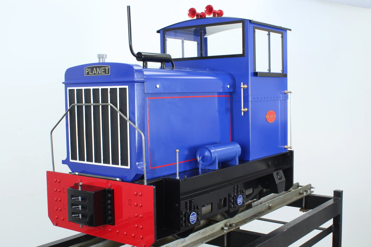 7 1/4 inch gauge Maxitrak "Planet II" 0-4-0 battery electric
