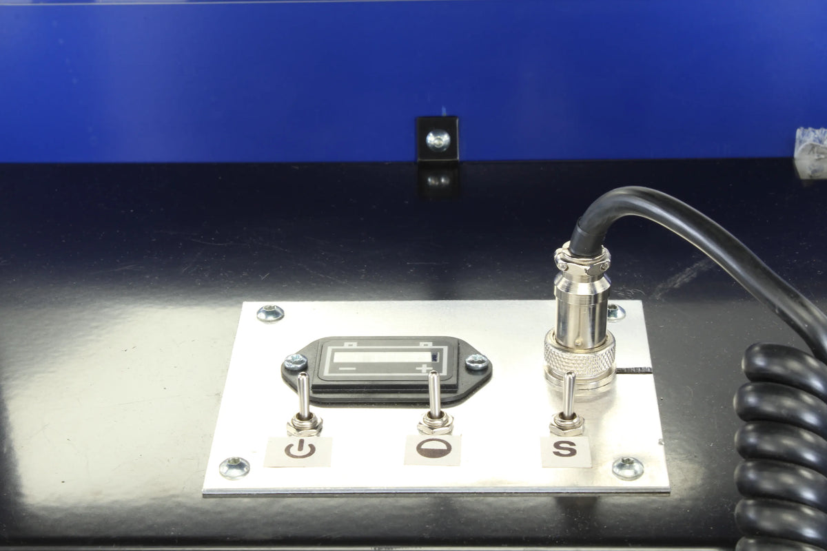 7 1/4 inch gauge Maxitrak "Planet II" 0-4-0 battery electric
