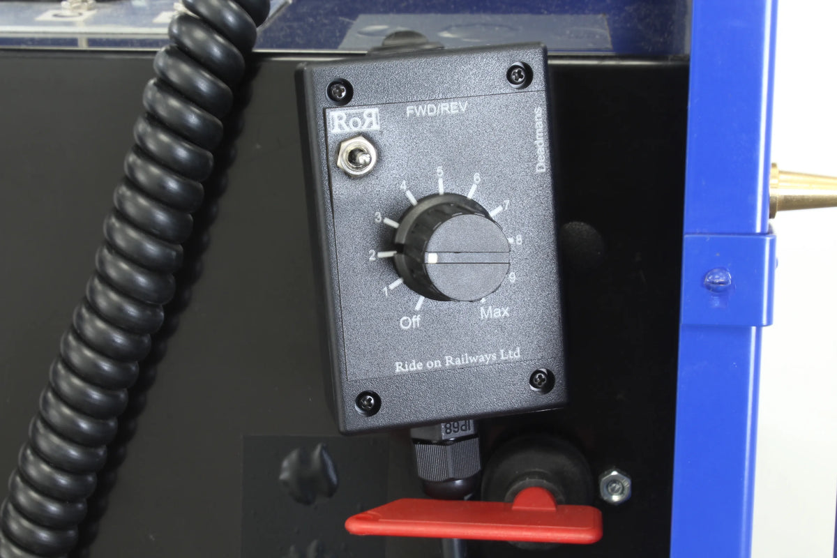 7 1/4 inch gauge Maxitrak "Planet II" 0-4-0 battery electric