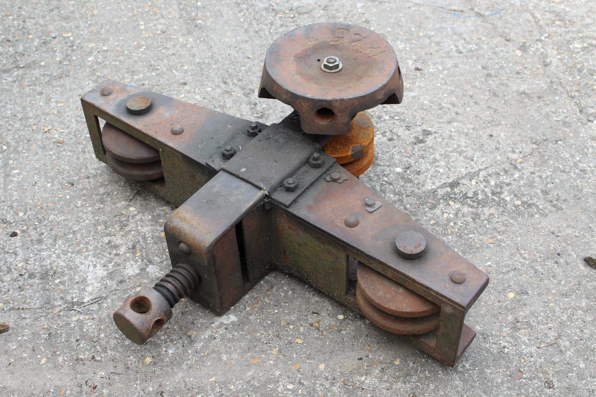Hudson rail bender