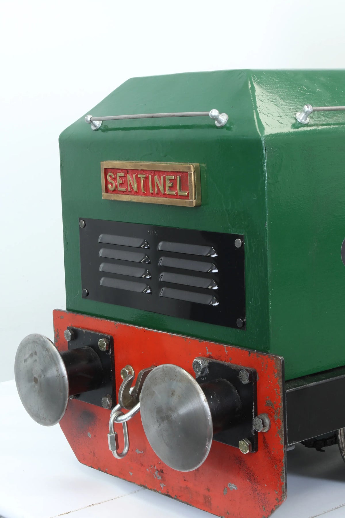 7 1/4 inch gauge battery-electric 0-4-0 with driving truck