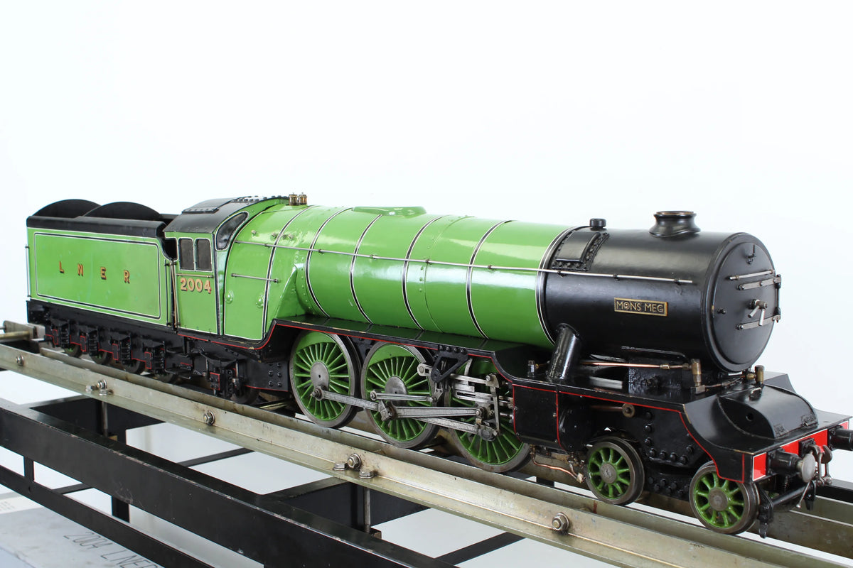 3 1/2 inch gauge LNER A2/2 Pacific "Mons Meg"