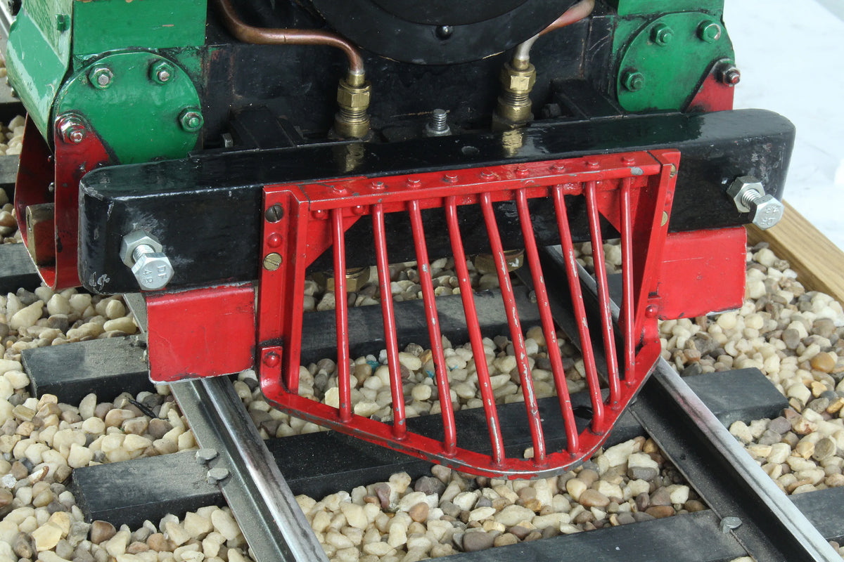 5 inch gauge "Marie E" with braked driving truck