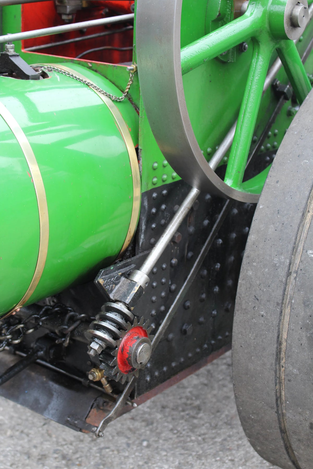 4 inch scale Foster agricultural engine