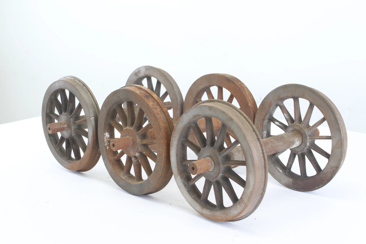 7 1/4 inch gauge LMS Black 5 frames, miscellaneous castings