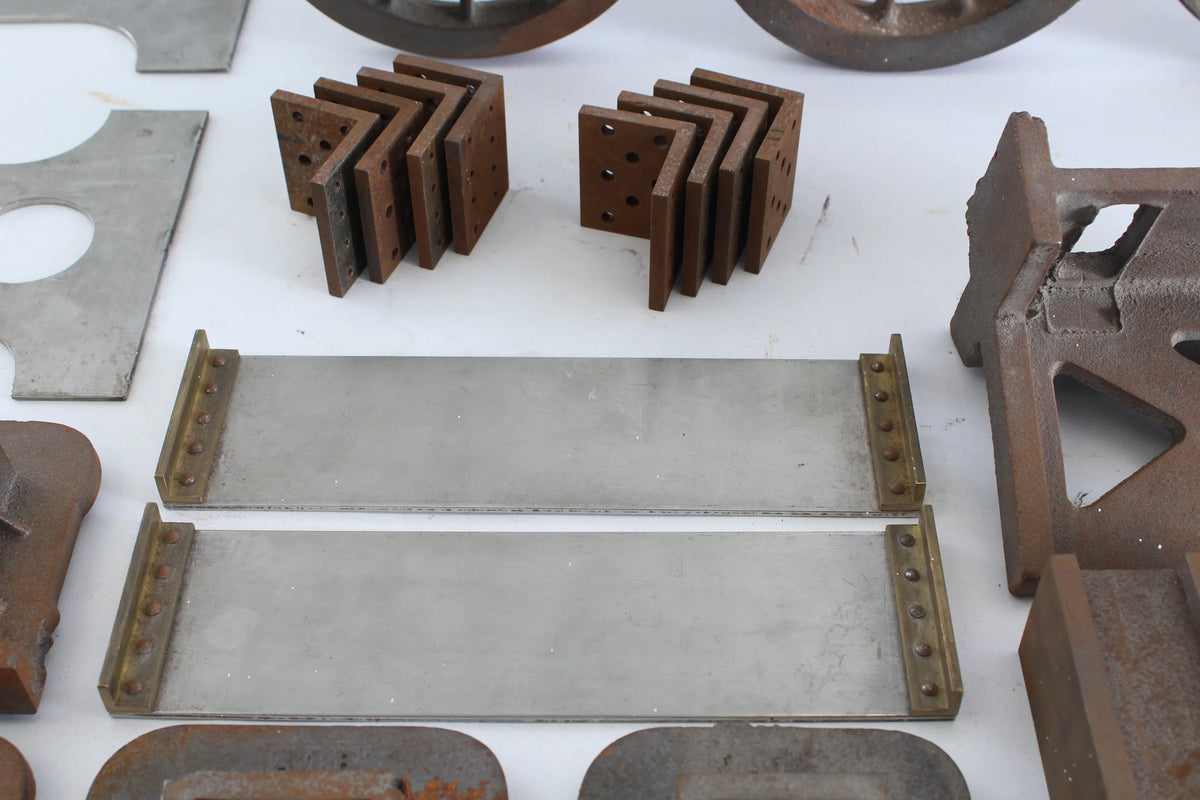 7 1/4 inch gauge LMS Black 5 frames, miscellaneous castings