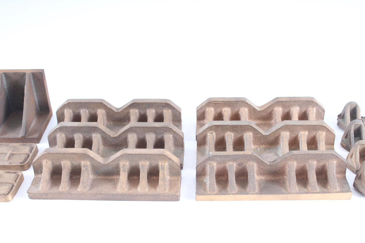 7 1/4 inch gauge LMS Black 5 frames, miscellaneous castings
