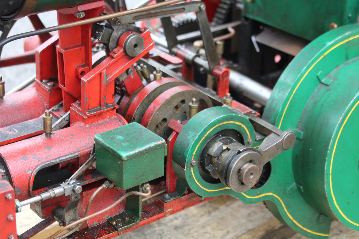 2 1/2 inch scale Avery undermount traction engine