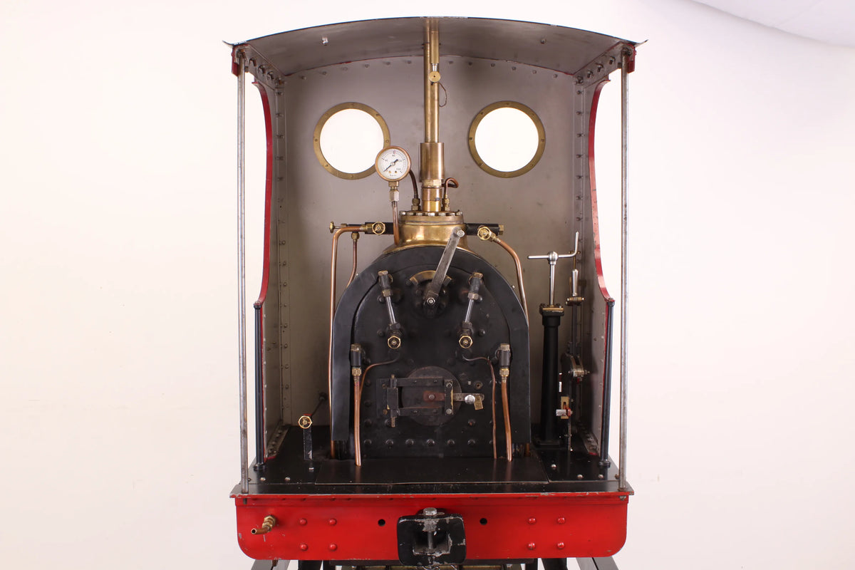 7 1/4 inch gauge Hunslet 0-4-0ST with slate wagon driving truck