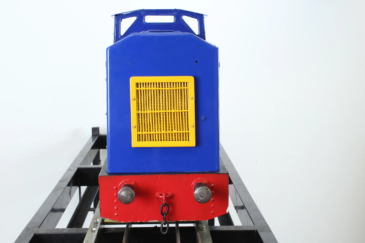 5 inch gauge battery-electric 0-4-0 shunter