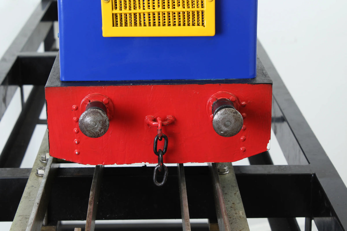 5 inch gauge battery-electric 0-4-0 shunter