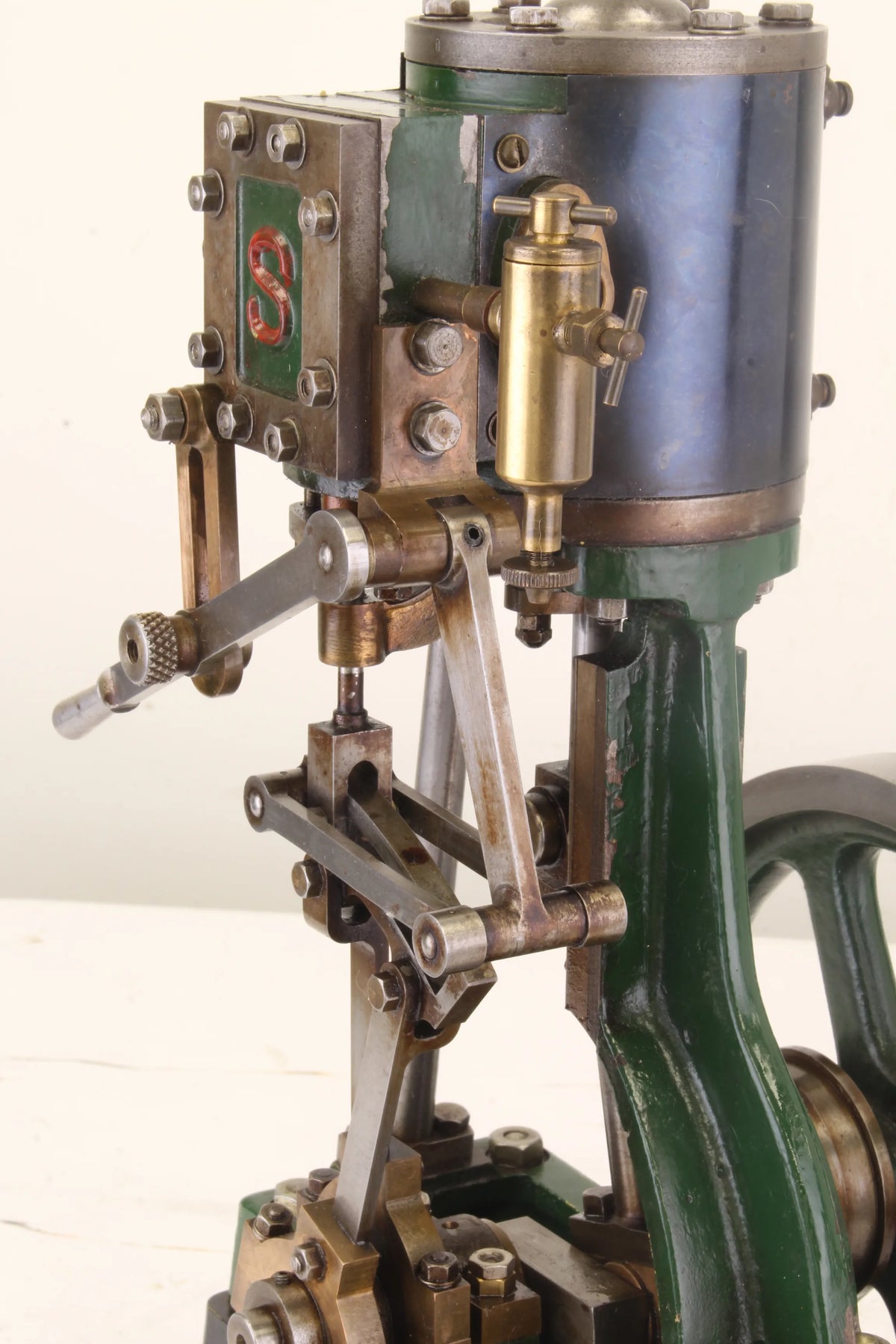 Stuart No.1 vertical engine with reversing gear