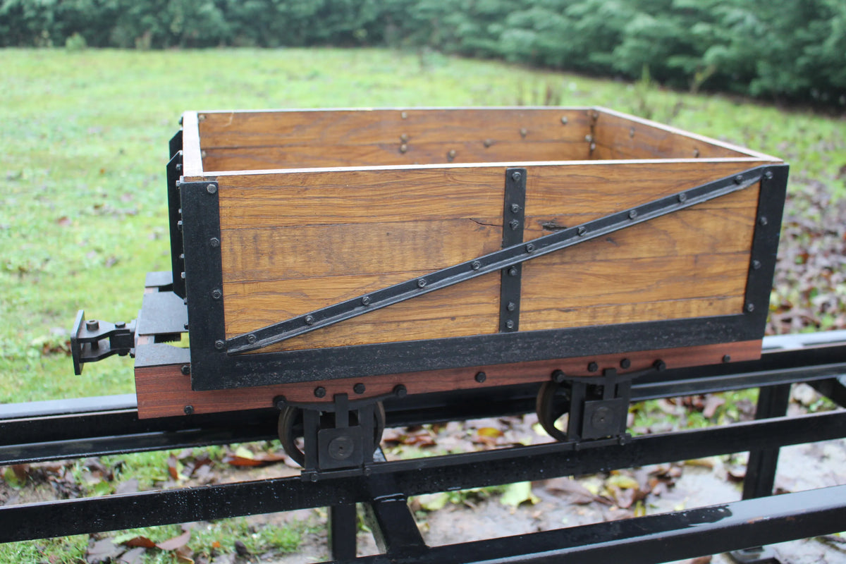 7 1/4 inch narrow gauge four-wheel wagon