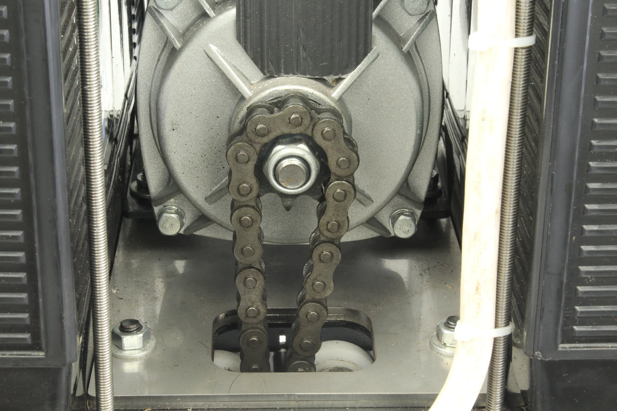 7 1/4 inch gauge 0-4-0 battery electric shunter