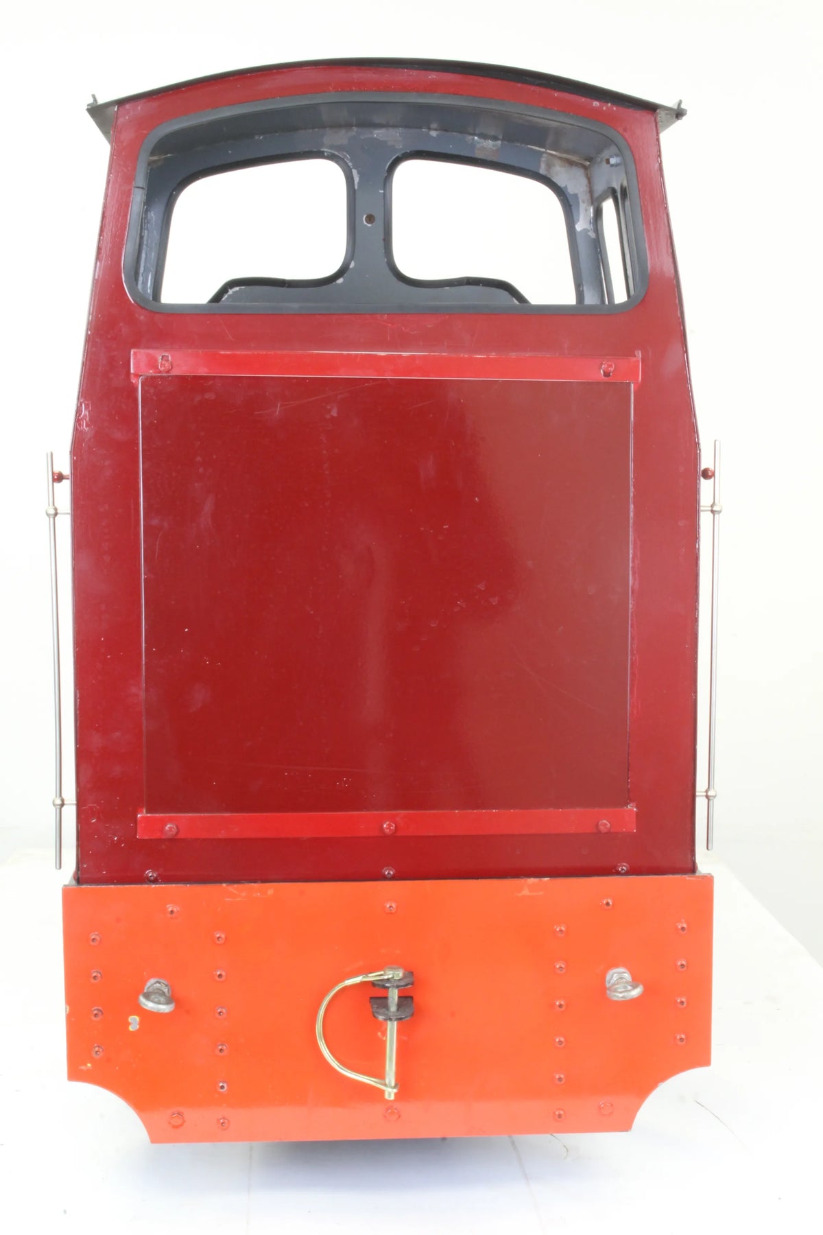 7 1/4 inch gauge 0-4-0 battery electric shunter