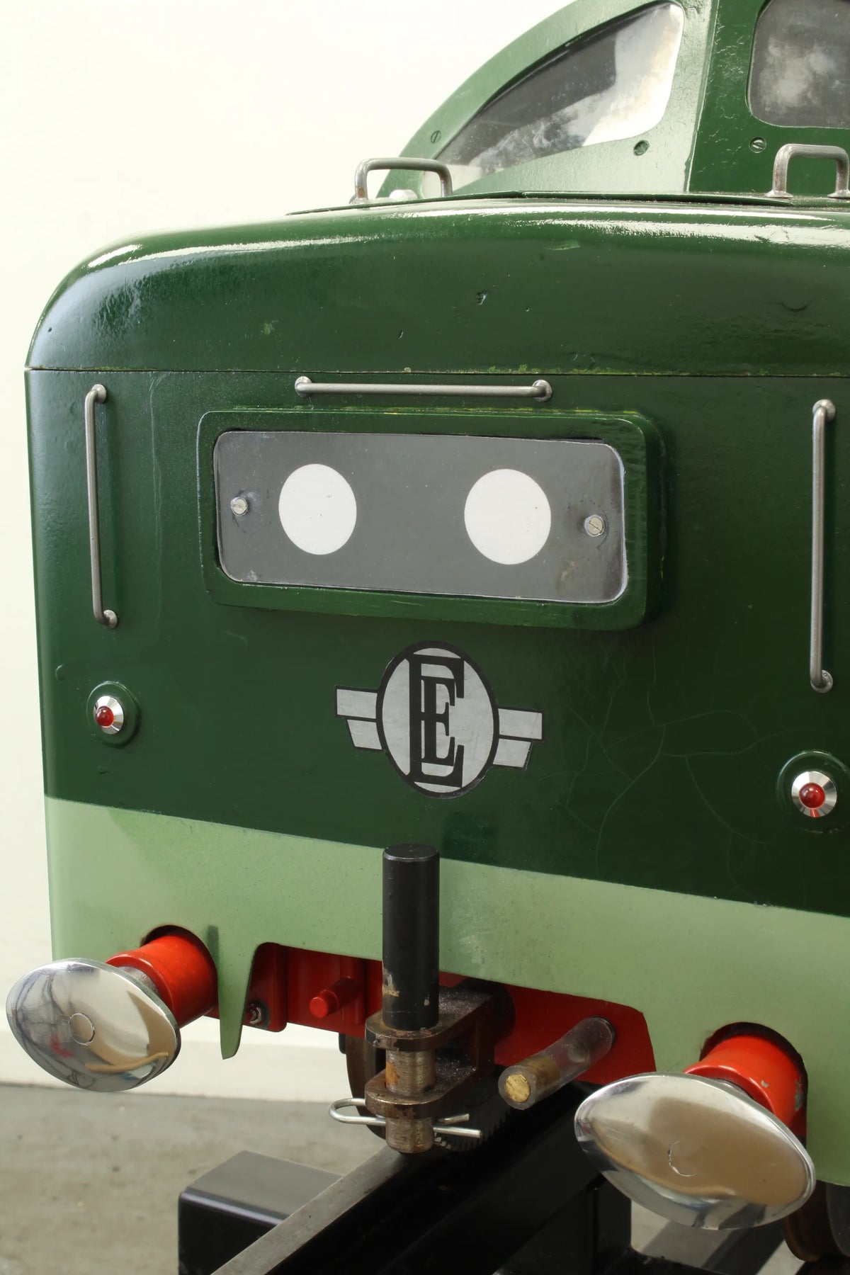 5 inch gauge Deltic battery electric