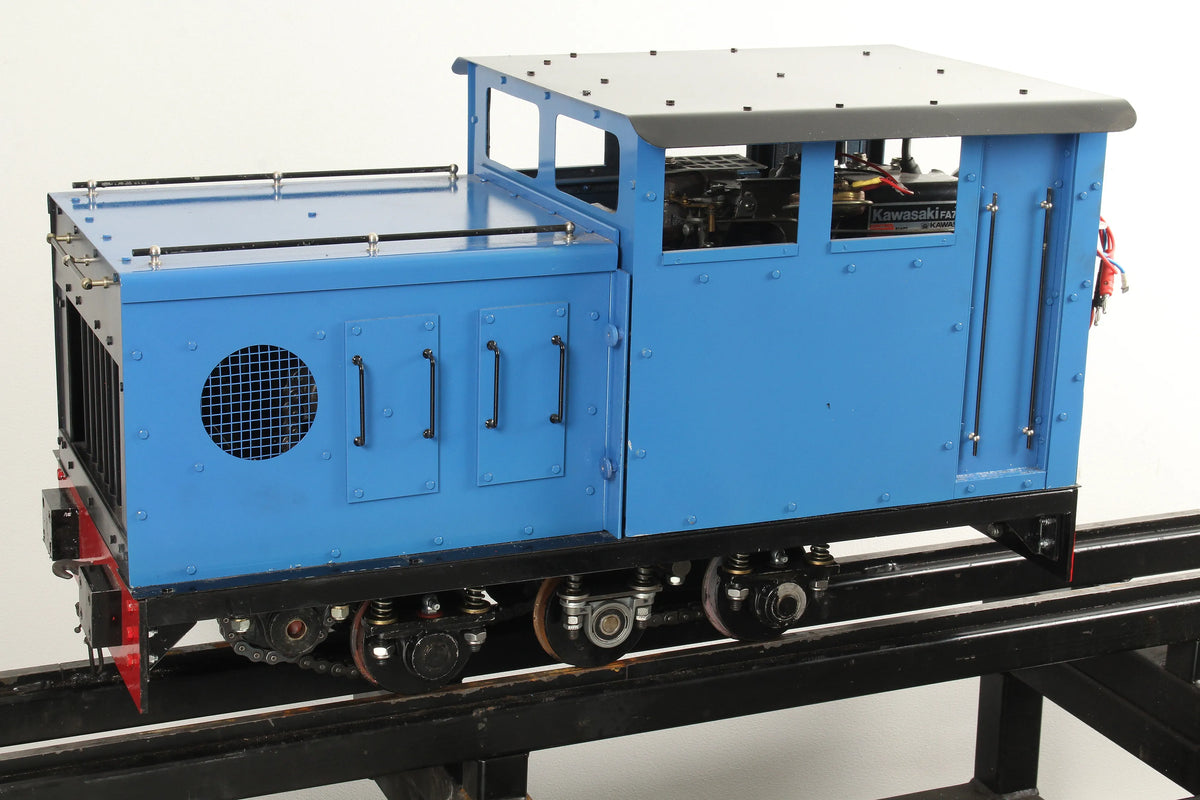 5 inch narrow gauge 0-6-0 petrol-hydraulic shunter